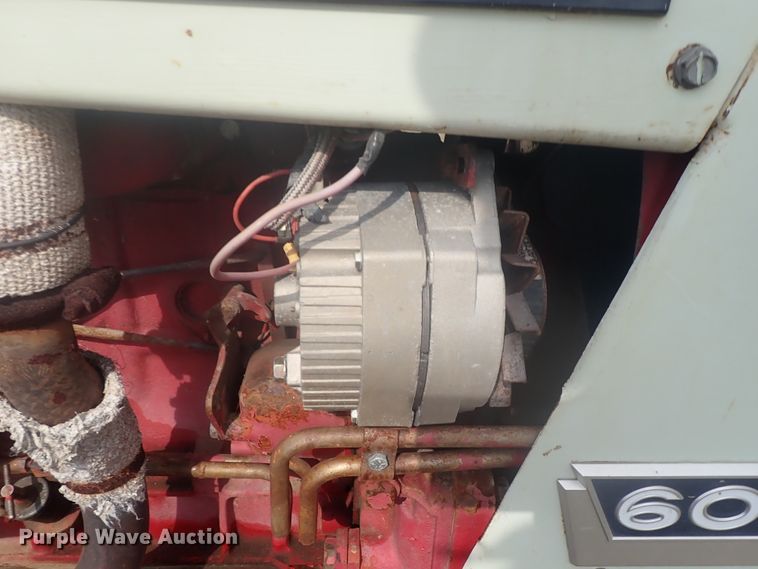 image for item DI4695 1964 International 606  tractor