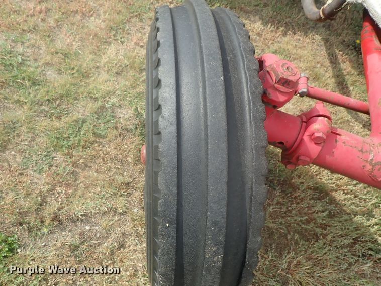 image for item DI4695 1964 International 606  tractor