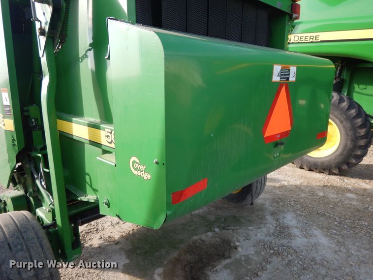 image for item DI7574 John Deere 567  round baler