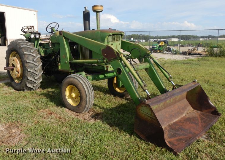 image for item DI7575 John Deere 4020  tractor