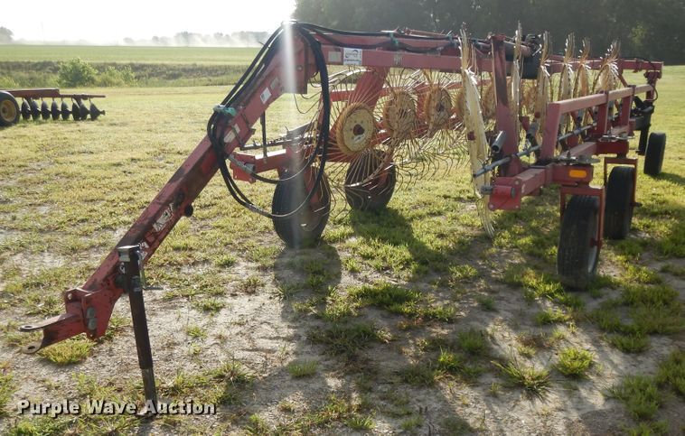 image for item DI7576 Lely hay rake