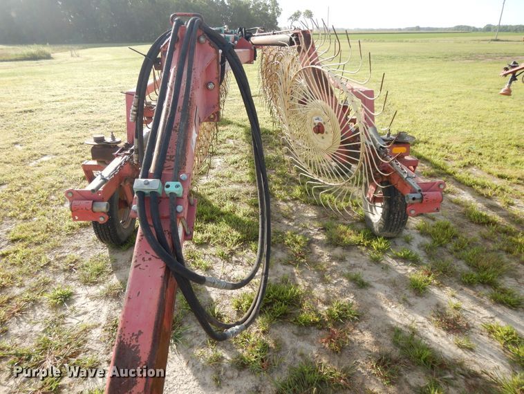 image for item DI7576 Lely hay rake