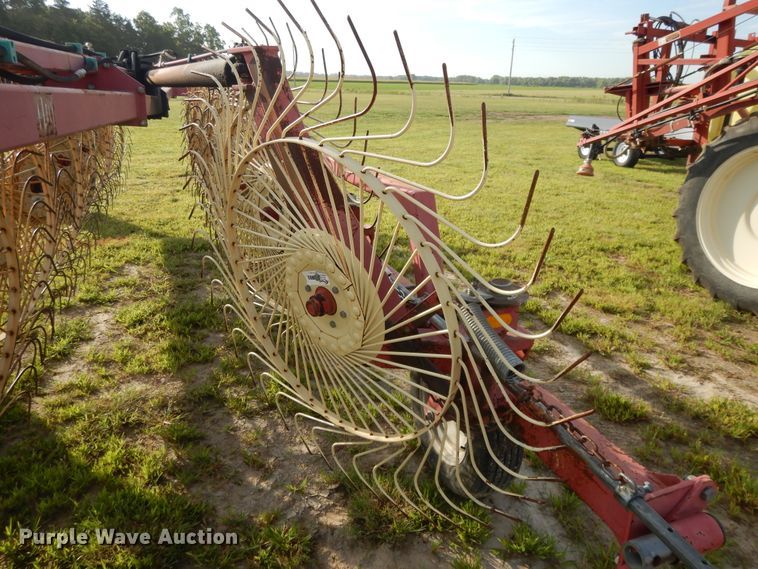 image for item DI7576 Lely hay rake