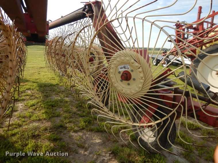 image for item DI7576 Lely hay rake