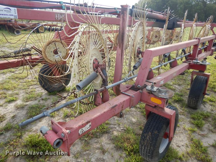 image for item DI7576 Lely hay rake