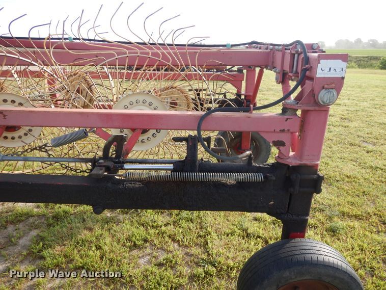 image for item DI7576 Lely hay rake