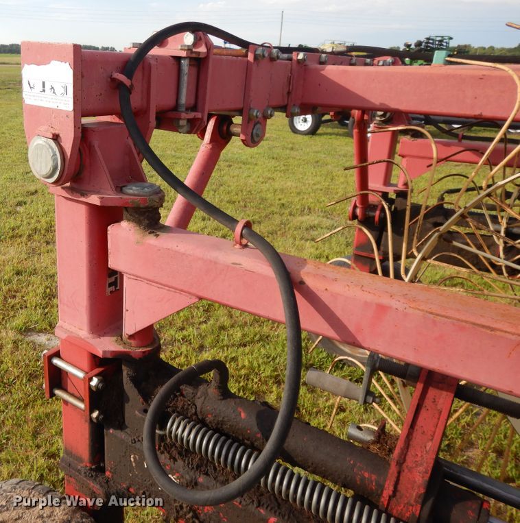 image for item DI7576 Lely hay rake