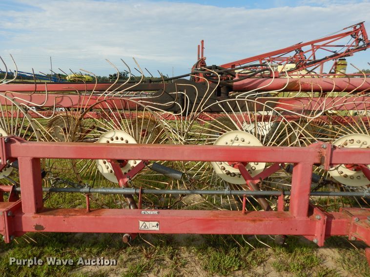 image for item DI7576 Lely hay rake