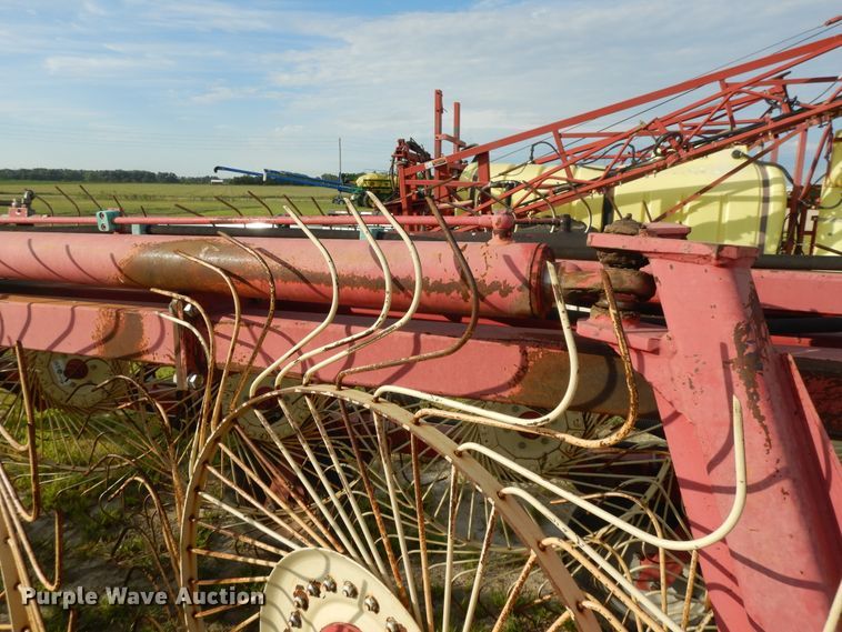 image for item DI7576 Lely hay rake