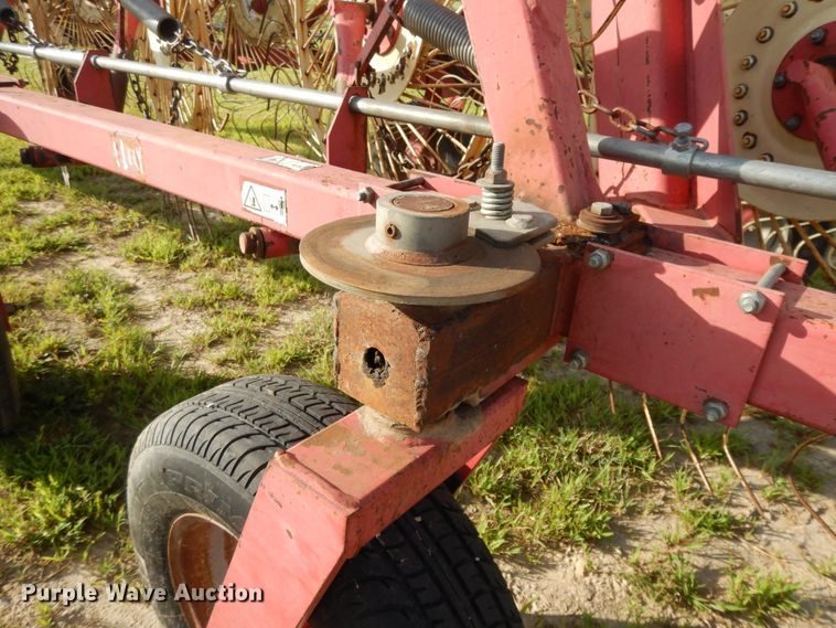 image for item DI7576 Lely hay rake