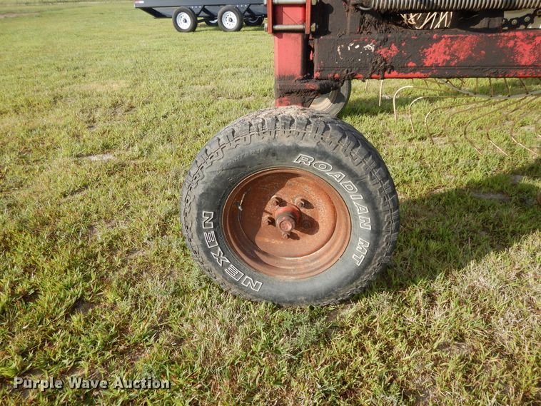 image for item DI7576 Lely hay rake