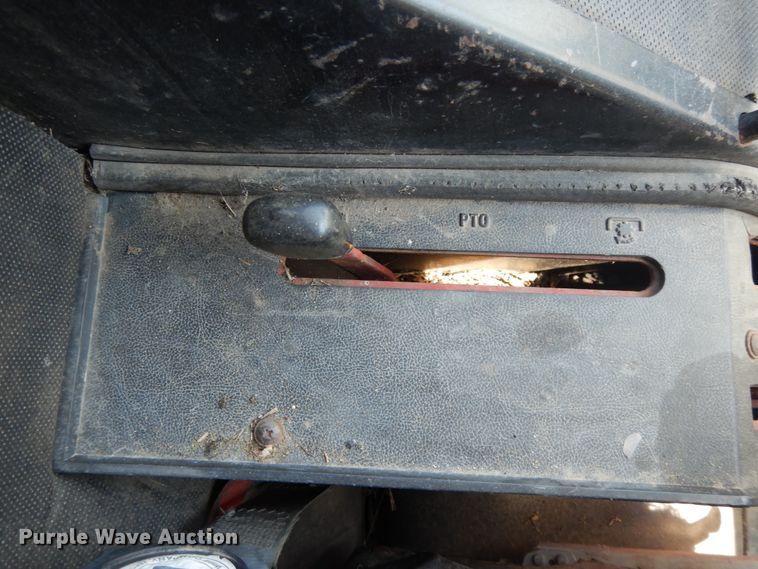 image for item DI7603 International 1086  tractor