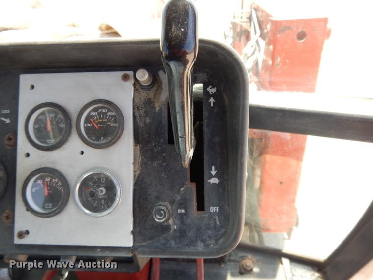 image for item DI7603 International 1086  tractor