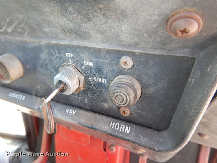 image for item DI7603 International 1086  tractor