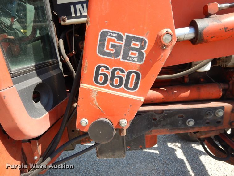 image for item DI7603 International 1086  tractor