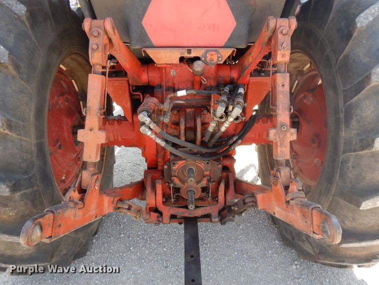 image for item DI7603 International 1086  tractor