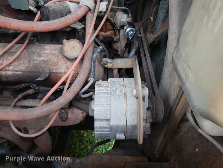 image for item DJ3482 1973 International Loadstar 1600  grain truck