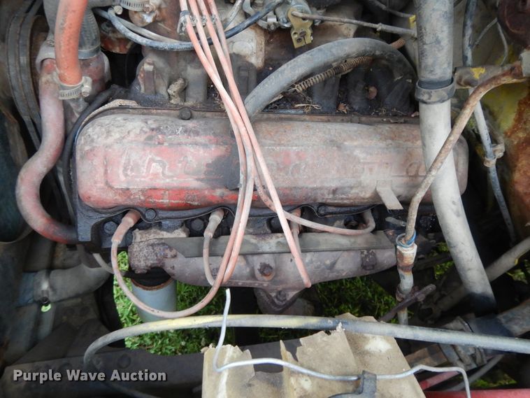 image for item DJ3482 1973 International Loadstar 1600  grain truck