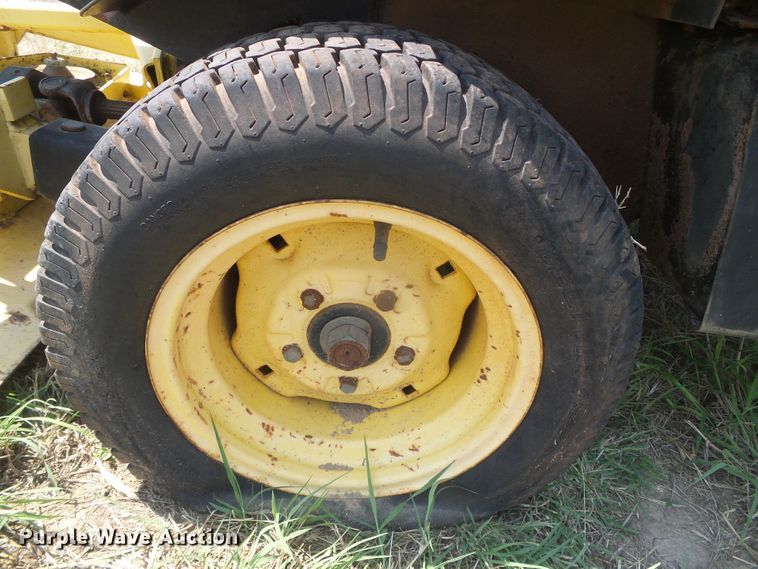 image for item EL9219 John Deere F935 lawn mower