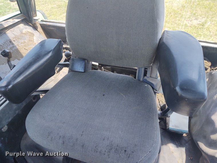 image for item EQ9392 John Deere 4430  tractor