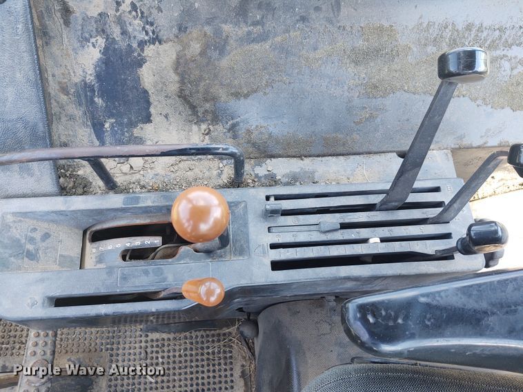 image for item EQ9392 John Deere 4430  tractor