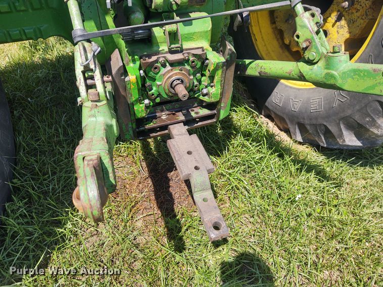 image for item EQ9392 John Deere 4430  tractor