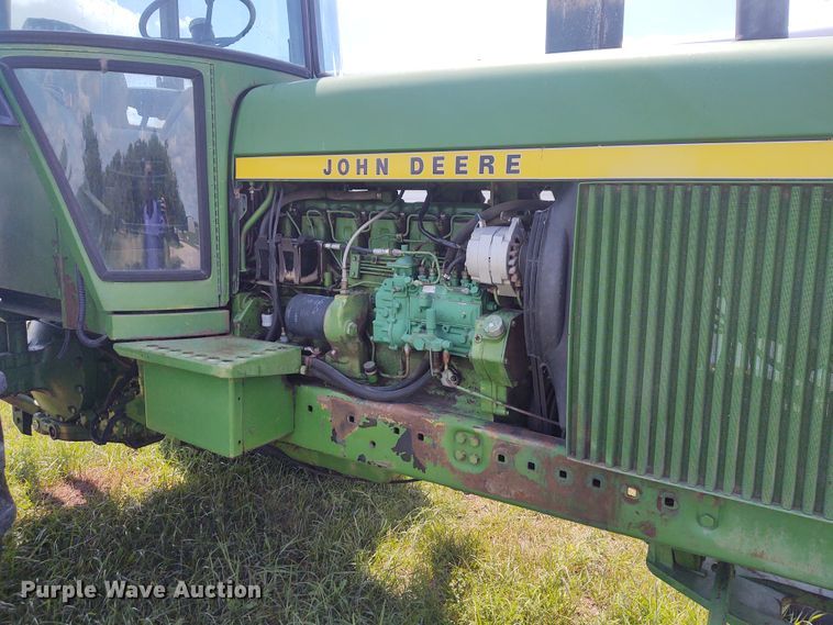 image for item EQ9392 John Deere 4430  tractor