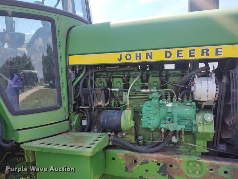 image for item EQ9392 John Deere 4430  tractor