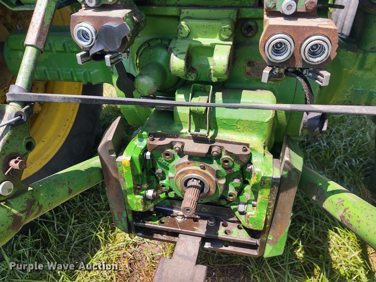 image for item EQ9392 John Deere 4430  tractor
