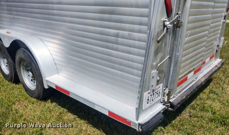 image for item EQ9393 2007 Sooner livestock trailer