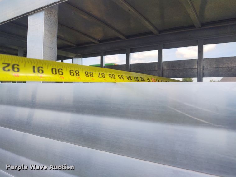 image for item EQ9393 2007 Sooner livestock trailer