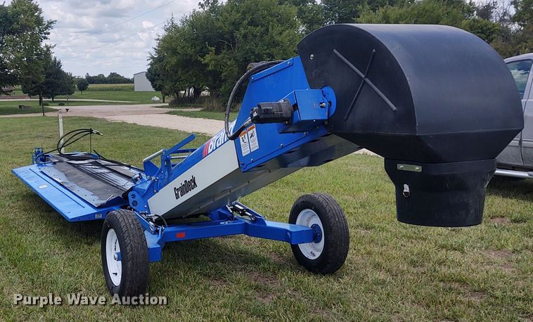 image for item EQ9395 Brandt Graindeck drive over pit conveyor