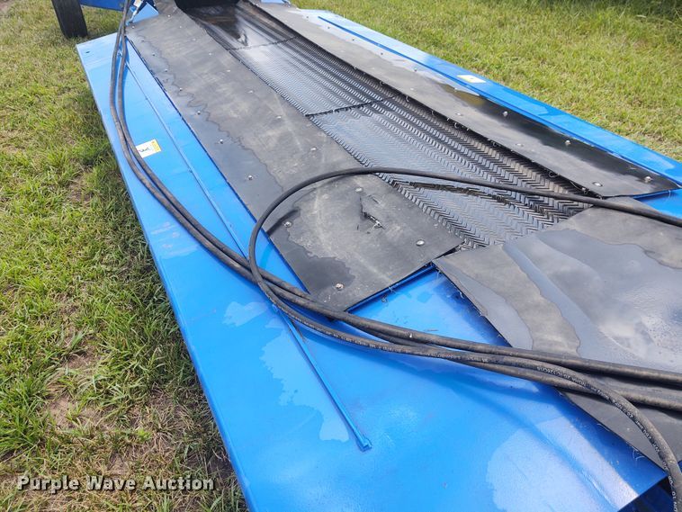 image for item EQ9395 Brandt Graindeck drive over pit conveyor