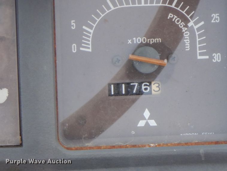 image for item FN9369 International 254  tractor