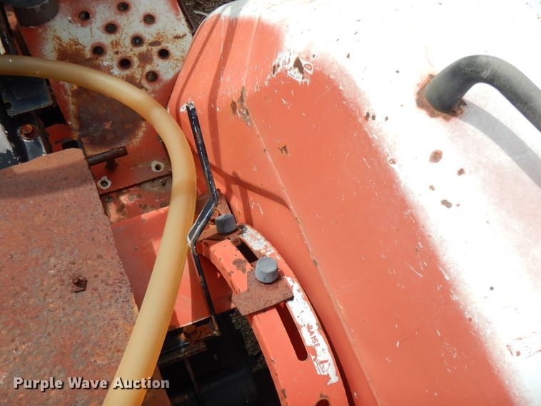 image for item FN9369 International 254  tractor