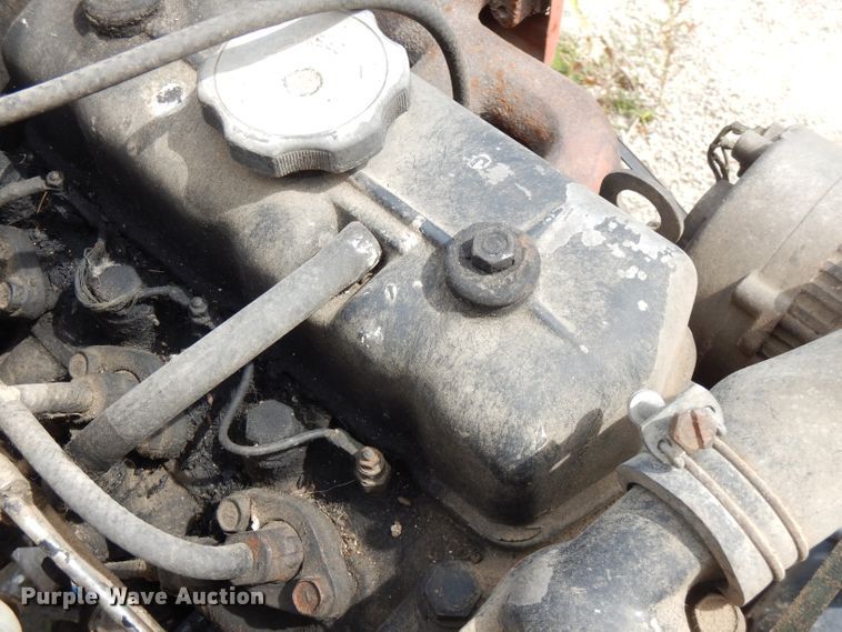 image for item FN9369 International 254  tractor