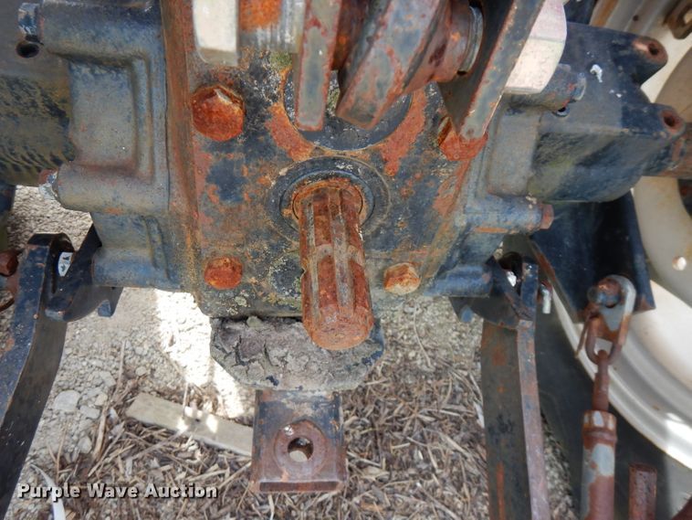 image for item FN9369 International 254  tractor