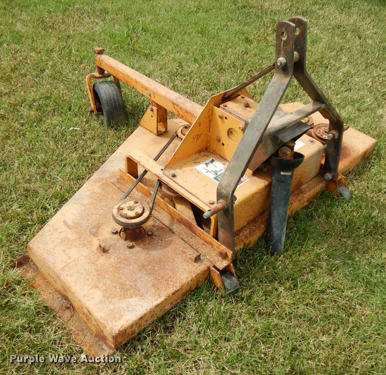 image for item FN9369 International 254  tractor