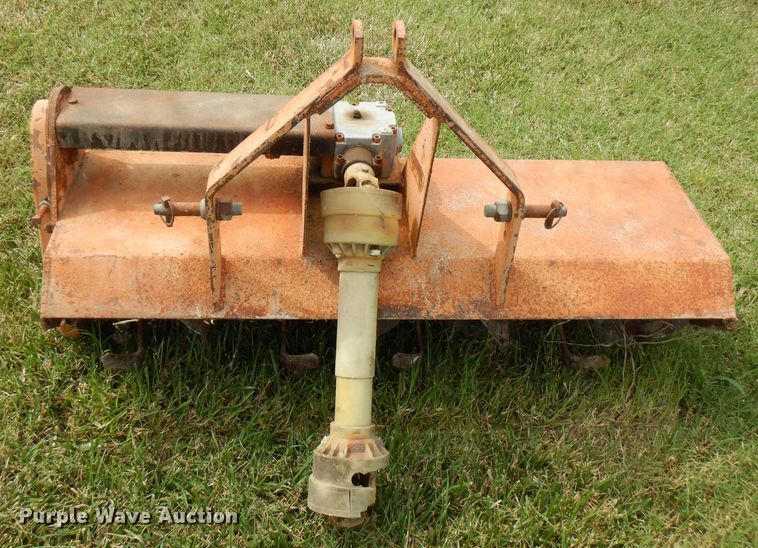 image for item FN9369 International 254  tractor