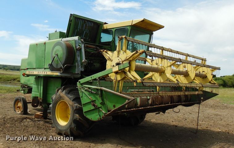 image for item FN9370 John Deere E6600 combine