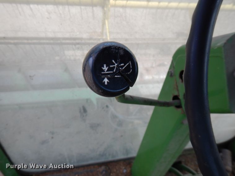 image for item FN9370 John Deere E6600 combine