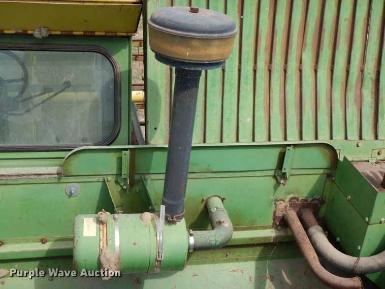 image for item FN9370 John Deere E6600 combine