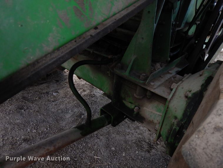 image for item FN9370 John Deere E6600 combine