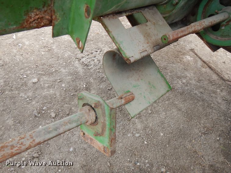 image for item FN9370 John Deere E6600 combine