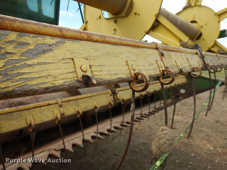 image for item FN9370 John Deere E6600 combine