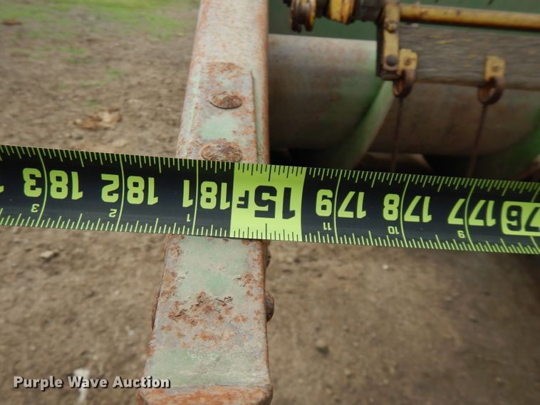 image for item FN9370 John Deere E6600 combine