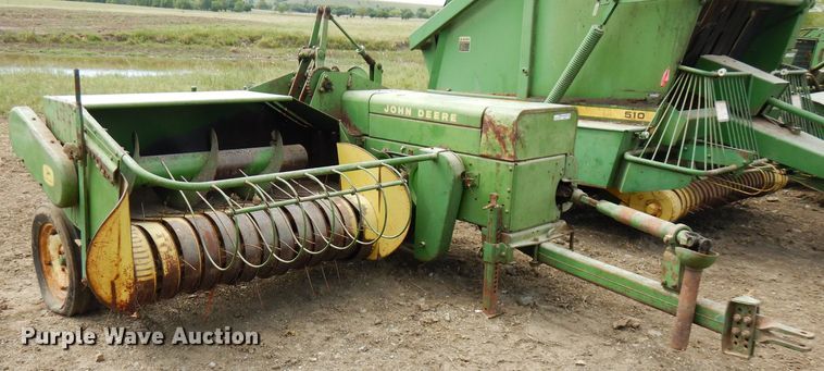 image for item FN9371 John Deere 224WS  small square baler