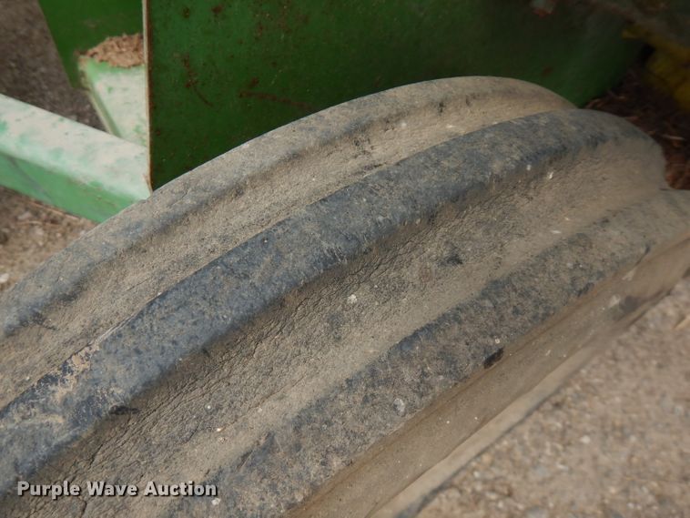 image for item FN9371 John Deere 224WS  small square baler