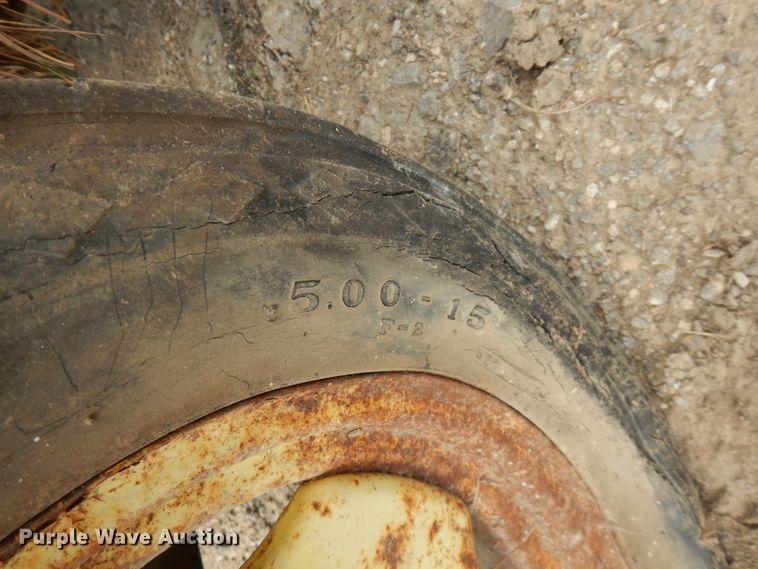 image for item FN9371 John Deere 224WS  small square baler