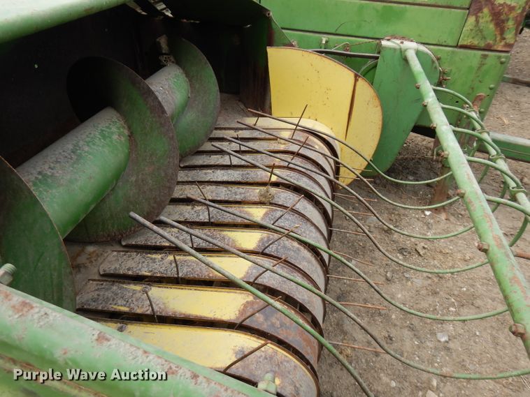 image for item FN9371 John Deere 224WS  small square baler